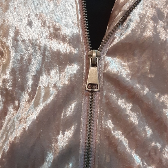 Mauve Crushed Velvet Bomber Jacket! - Picture 2 of 9